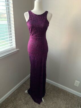 Windsor Plum Lace Sleeveless Evening Gown